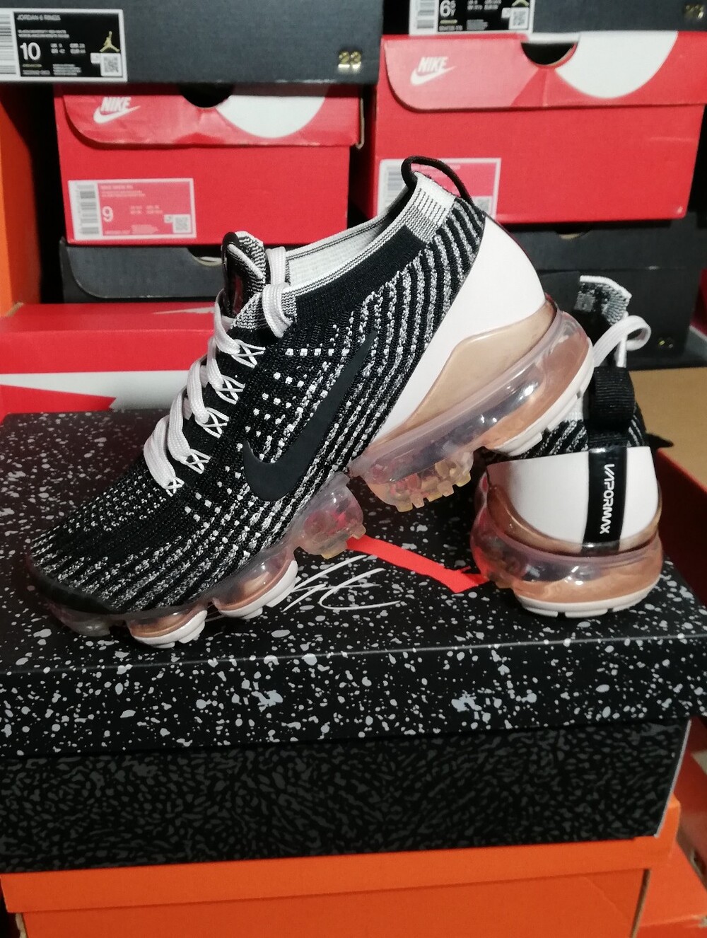NIKE VAPORMAX 3.0 WOMEN'S US SIZE 7 LIKE NEW